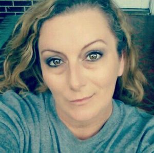 Meet your Posher, Dixie